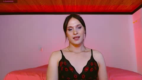 Lila Martin online show from November 26, 9:17 pm