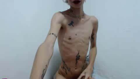 Snapshot of lilith_evil7 chatting on December 18, 9:29 pm lilith_evil7 online show from December 18, 9:29 pm