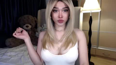 Snapshot of lilith_mazikeen69 chatting on February 9, 6:11 am QUEEN LILITH BORBON online show from February 9, 6:11 am