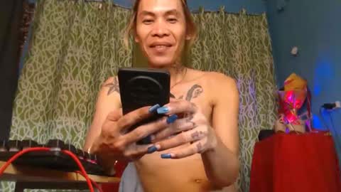Snapshot of lingkure_69ts chatting on September 29, 8:47 am weng bustamante online show from September 29, 8:47 am