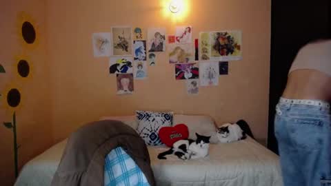 Lio online show from February 5, 2:08 am