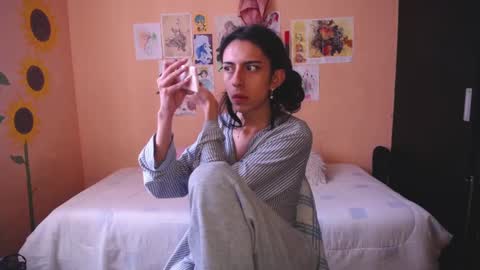 Lio online show from March 12, 8:31 pm