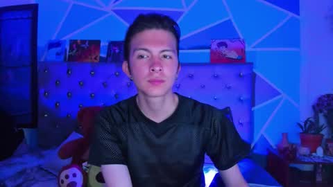 Lio online show from November 21, 12:06 pm