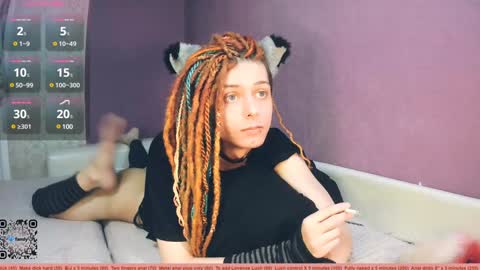 Snapshot of littlepinkcat chatting on December 6, 9:18 pm Felix online show from December 6, 9:18 pm
