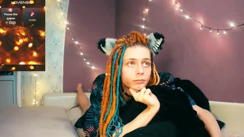Snapshot of littlepinkcat chatting on December 20, 9:06 pm Felix online show from December 20, 9:06 pm