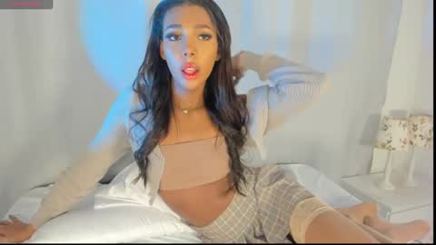 Snapshot of liz_grant chatting on September 29, 9:47 pm Liz Grant online show from September 29, 9:47 pm