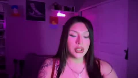 lo_cakez online show from February 4, 7:07 am