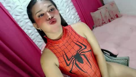 Thea online show from January 11, 11:02 pm