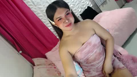 Thea online show from February 13, 8:17 am