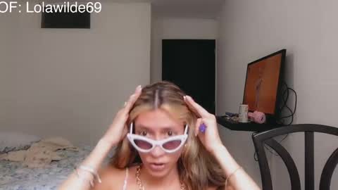 Snapshot of lolita_wilde390 chatting on January 5, 5:51 pm Lolita Wildes Back online show from January 5, 5:51 pm