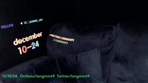 Snapshot of longmint96 chatting on December 11, 4:40 am Real twitterlongmint9 online show from December 11, 4:40 am