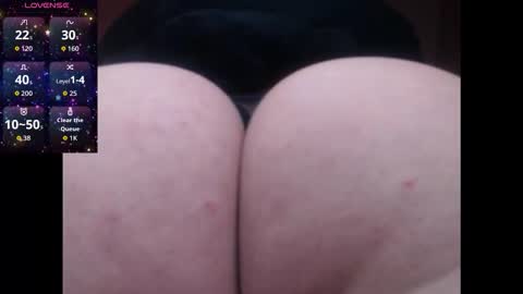 Snapshot of lorenitha_20 chatting on September 27, 7:12 pm lorenitha online show from September 27, 7:12 pm