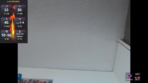 Snapshot of lorenitha_20 chatting on October 5, 1:28 am lorenitha online show from October 5, 1:28 am