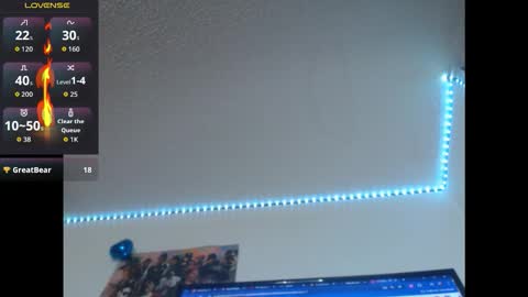 Snapshot of lorenitha_20 chatting on October 6, 6:41 pm lorenitha online show from October 6, 6:41 pm