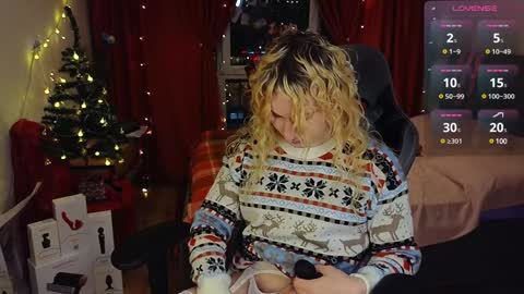 Lori -----------------------------------    online show from December 27, 2:12 pm