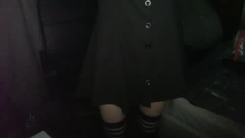 lilsubbyslut online show from February 28, 6:09 am