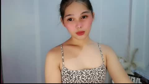 louilalicious online show from May 17, 12:27 pm