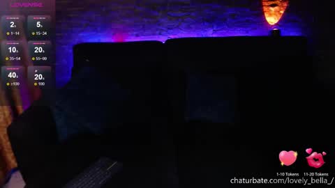 Snapshot of lovely_bella_ chatting on March 8, 3:50 am BELLA online show from March 8, 3:50 am