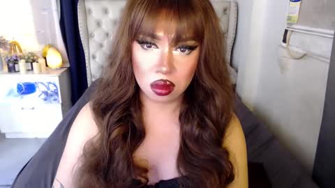 Snapshot of lovelymarie69 chatting on December 2, 7:33 pm Rebeca online show from December 2, 7:33 pm