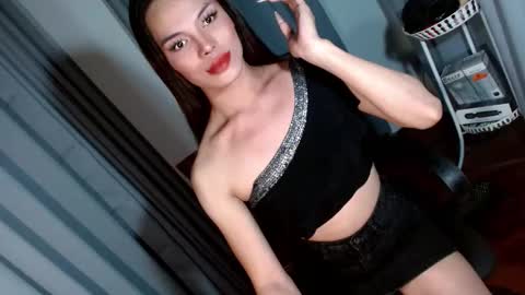 lovelymiss_shyna11 online show from December 29, 12:01 pm
