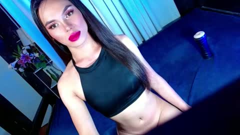 lovelymiss_shyna11 online show from February 13, 8:59 am