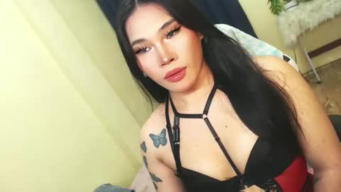 STWEET LINA online show from November 4, 7:46 pm