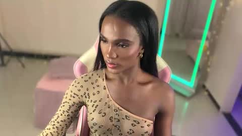 IG luana orq online show from March 10, 8:51 am