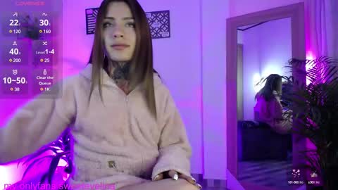 luciiana online show from January 3, 2:43 am