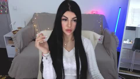 Monika online show from October 5, 12:49 pm