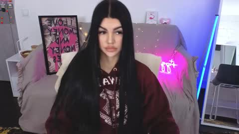 Monika online show from October 8, 8:27 am