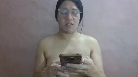 Snapshot of luckyts_cumx chatting on December 7, 4:04 am luckyts_cumx online show from December 7, 4:04 am