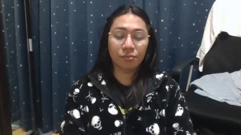 Snapshot of luckyts_cumx chatting on January 30, 1:10 pm luckyts_cumx online show from January 30, 1:10 pm