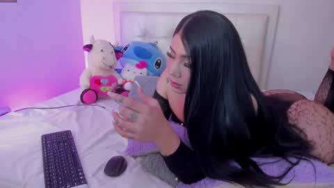 Snapshot of lulu_exotic chatting on March 7, 1:53 pm BRENDA TATIANA online show from March 7, 1:53 pm