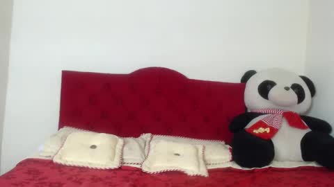 Snapshot of luluu_08 chatting on February 13, 4:07 pm LULU online show from February 13, 4:07 pm