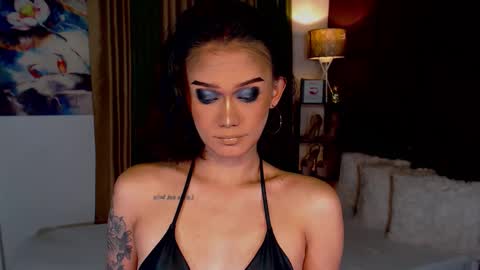 AdriannaFowks online show from January 27, 2:02 pm
