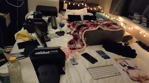 mac1119 online show from January 7, 8:39 am