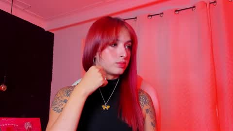 Snapshot of madame_lilith chatting on January 26, 11:50 am madame lilith online show from January 26, 11:50 am