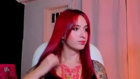 Snapshot of madame_lilith chatting on February 11, 11:21 am madame lilith online show from February 11, 11:21 am