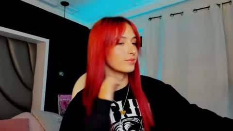 Snapshot of madame_lilith chatting on February 27, 11:10 am madame lilith online show from February 27, 11:10 am