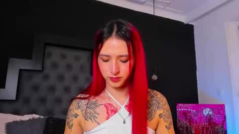 Snapshot of madame_lilith chatting on September 19, 1:50 pm madame lilith online show from September 19, 1:50 pm