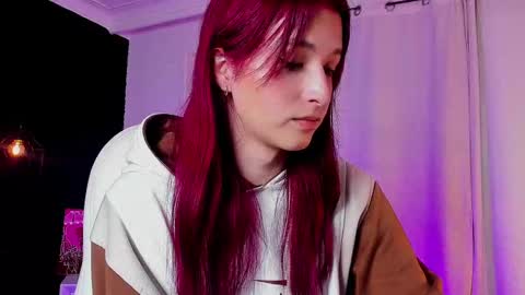 Snapshot of madame_lilith chatting on October 2, 11:33 am madame lilith online show from October 2, 11:33 am