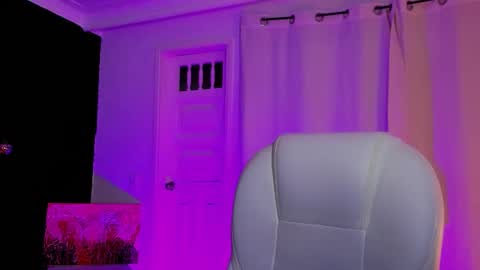  madame lilith  online show from November 10, 11:33 am