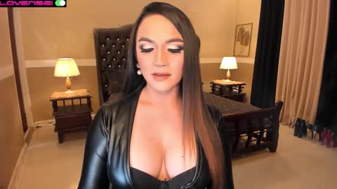 Alison Kloss online show from November 10, 11:39 pm