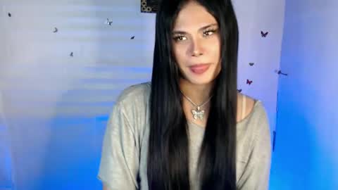 Snapshot of maddiejackson chatting on December 20, 3:31 pm Im ZY DONT FORGET TO FOLLOW ME - online show from December 20, 3:31 pm