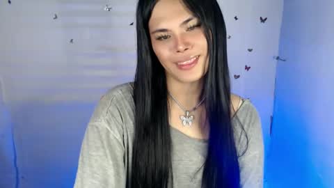 Snapshot of maddiejackson chatting on December 21, 3:20 pm Im ZY DONT FORGET TO FOLLOW ME - online show from December 21, 3:20 pm