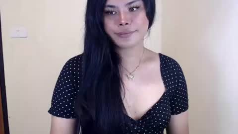 Snapshot of maddiejackson chatting on October 5, 1:55 pm Im ZY DONT FORGET TO FOLLOW ME - online show from October 5, 1:55 pm