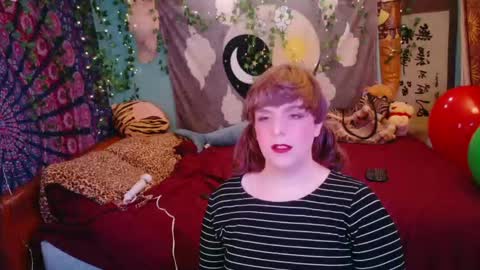 Maddy Cat online show from October 17, 3:15 pm