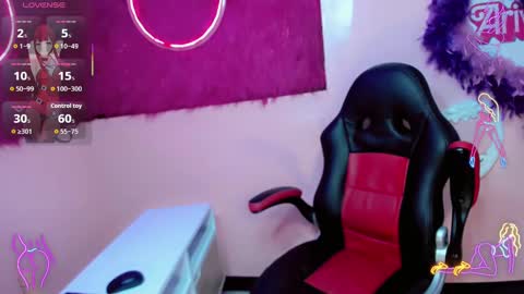 Snapshot of madiso_santiel chatting on September 17, 7:52 pm madiso_santiel online show from September 17, 7:52 pm