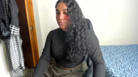 Snapshot of madisonbrunette_lxs chatting on January 8, 3:40 am madison online show from January 8, 3:40 am
