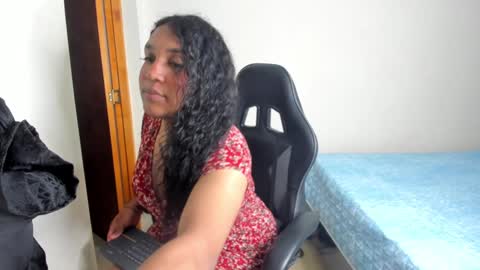 Snapshot of madisonbrunette_lxs chatting on January 28, 3:57 am madison online show from January 28, 3:57 am
